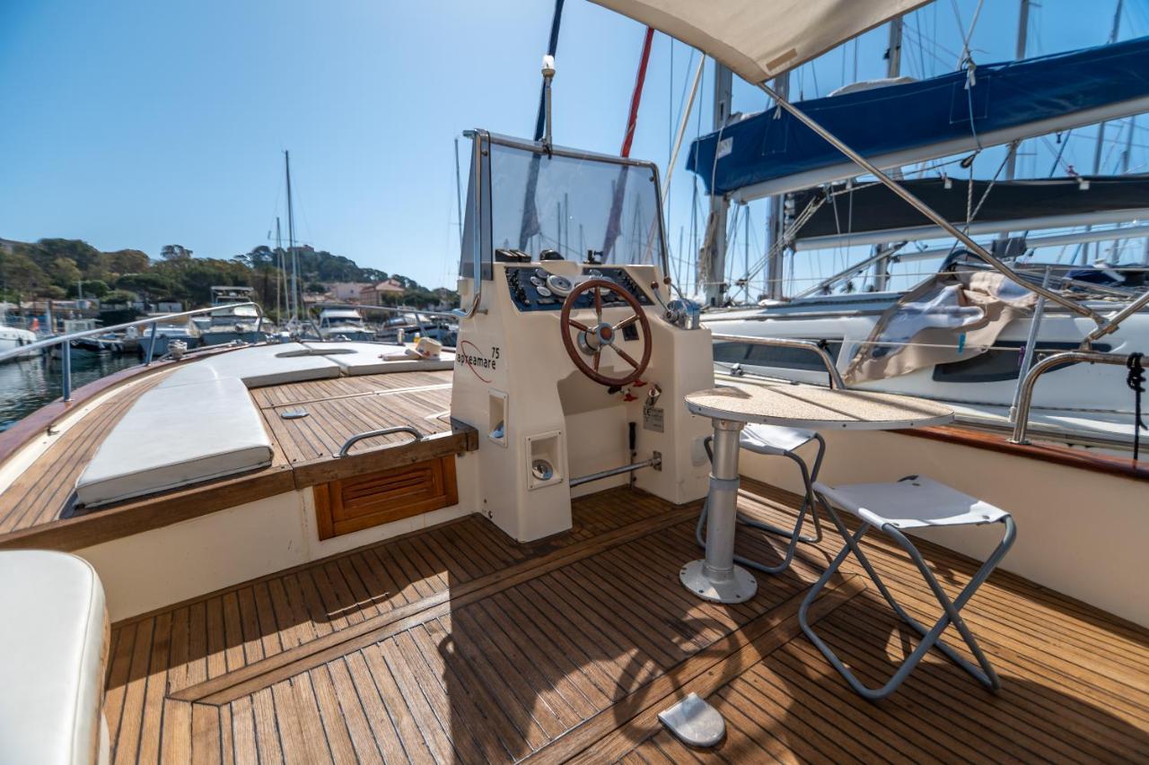 Hebergements Bateaux A Quai Porquerolles Bagian luar foto